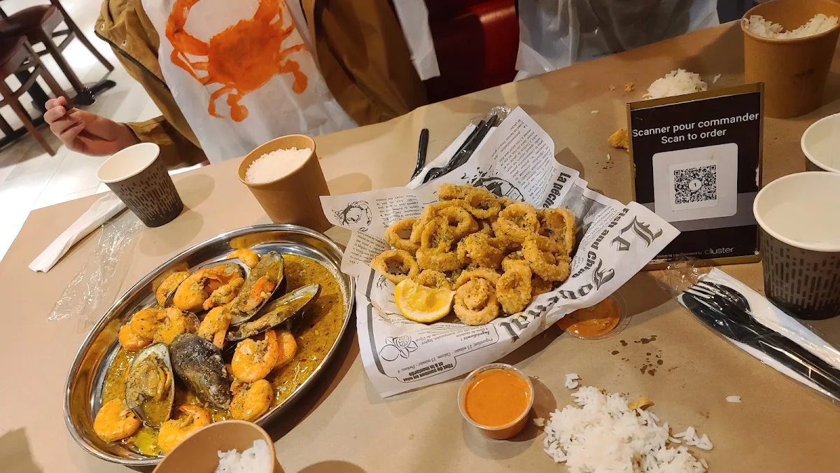 Calamari Right and Seafood Mix 1lb Each Shrimp and Mussels