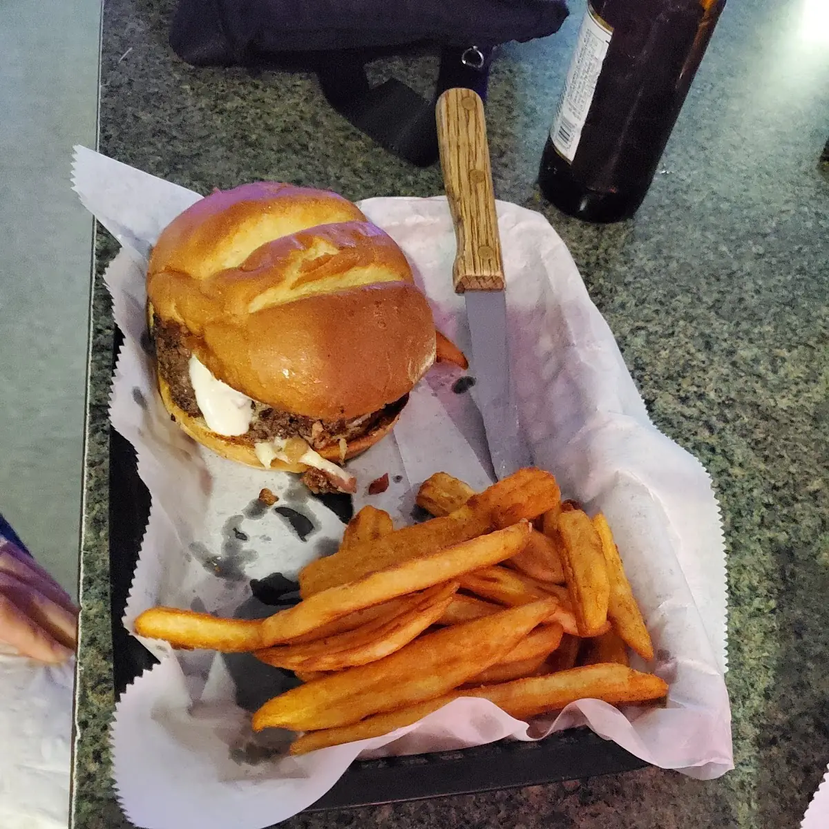 Cheeseburger and Home Made Chips