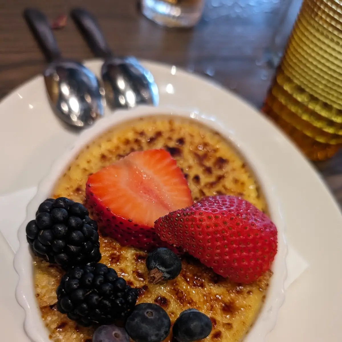 Crème Brûlée with Fresh Berries