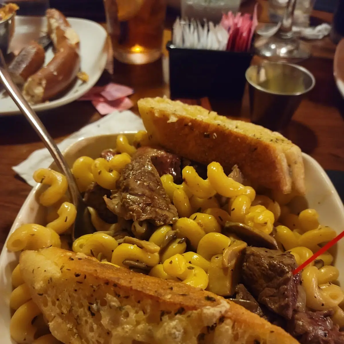 Hogs Mac and Cheese