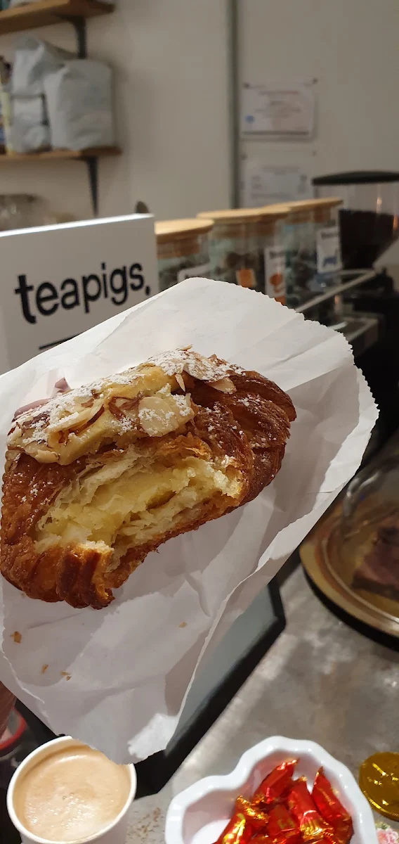 Almond Croissant