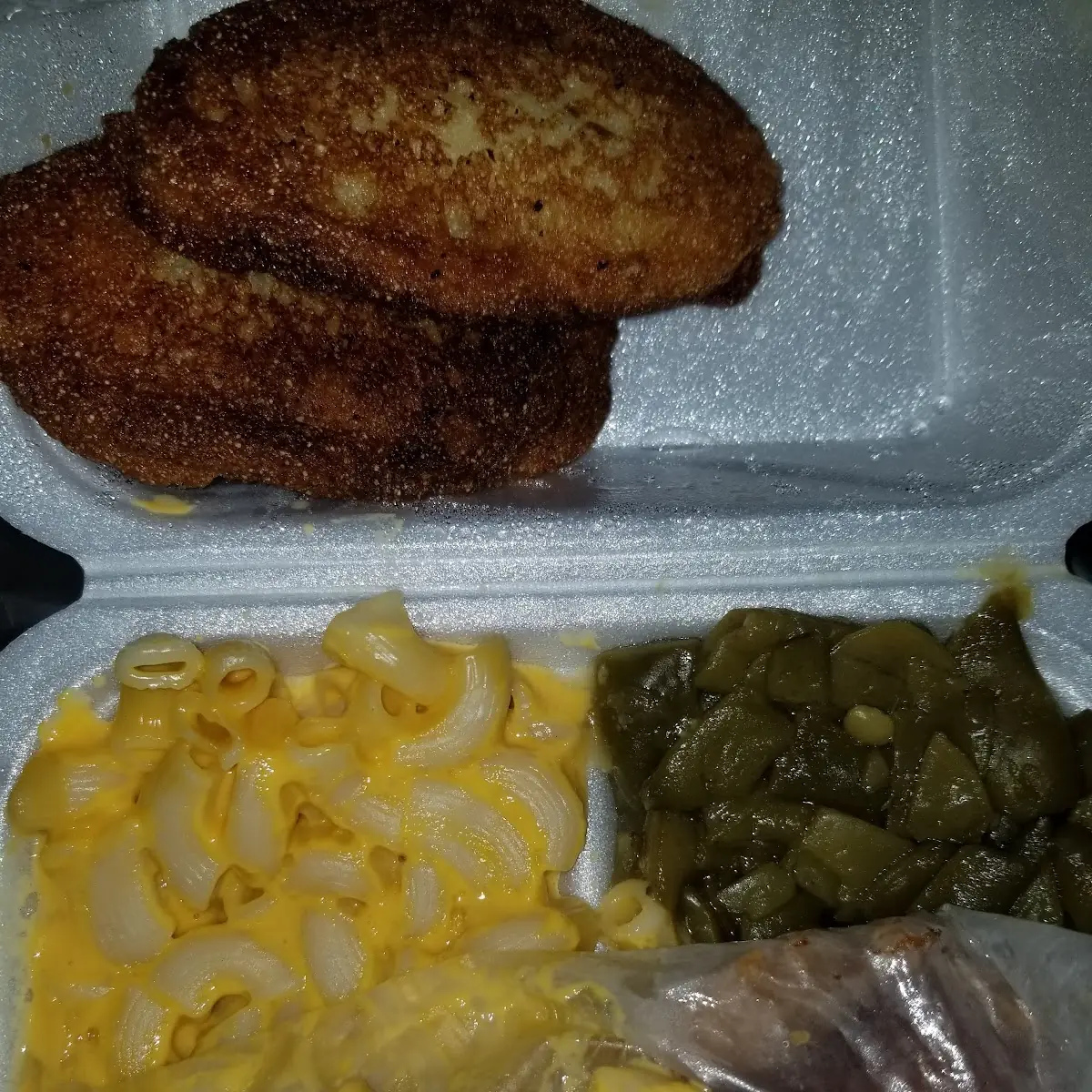 Macaroni and Cheese and Green Beans