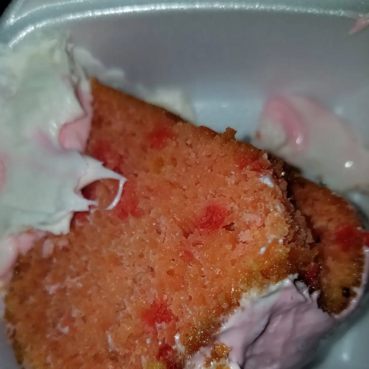 Stawberry Pound Cake