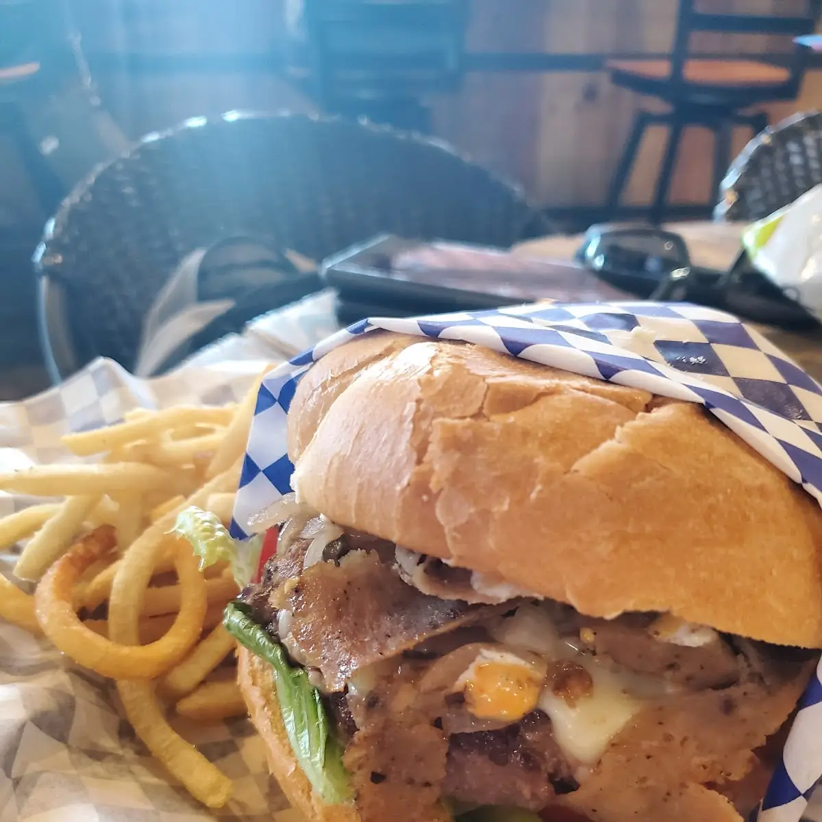 Gyros King Greek Burger