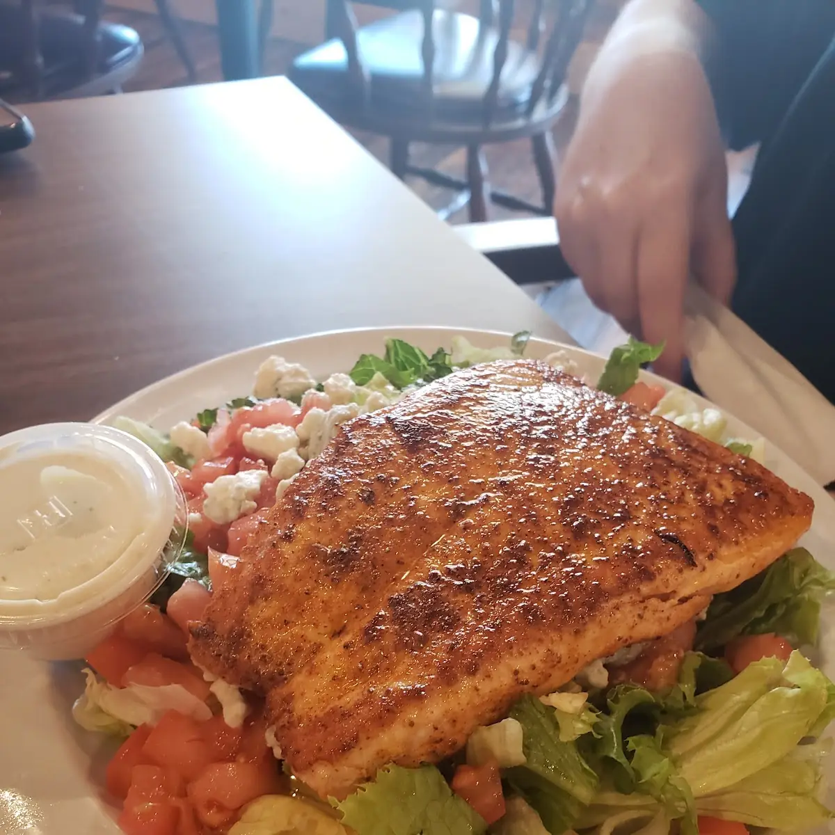 Grilled Salmon Salad