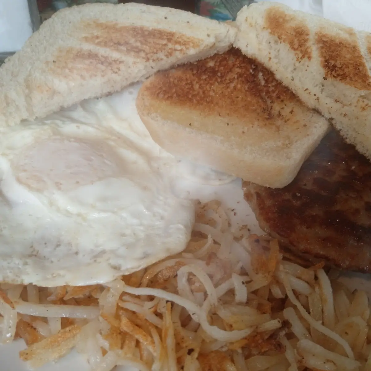 Eggs Hash Browns with Toast