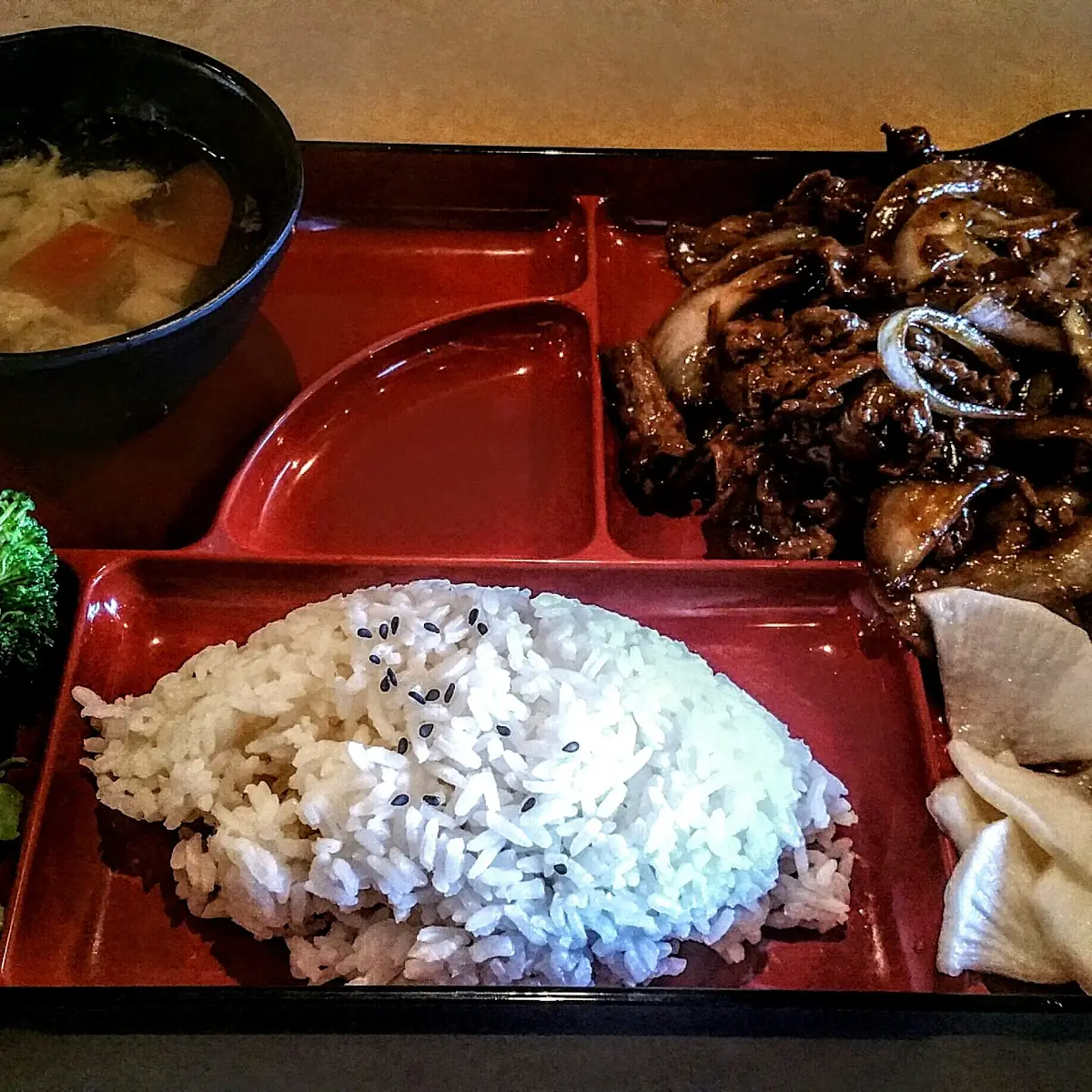 Black Pepper Beef Rice