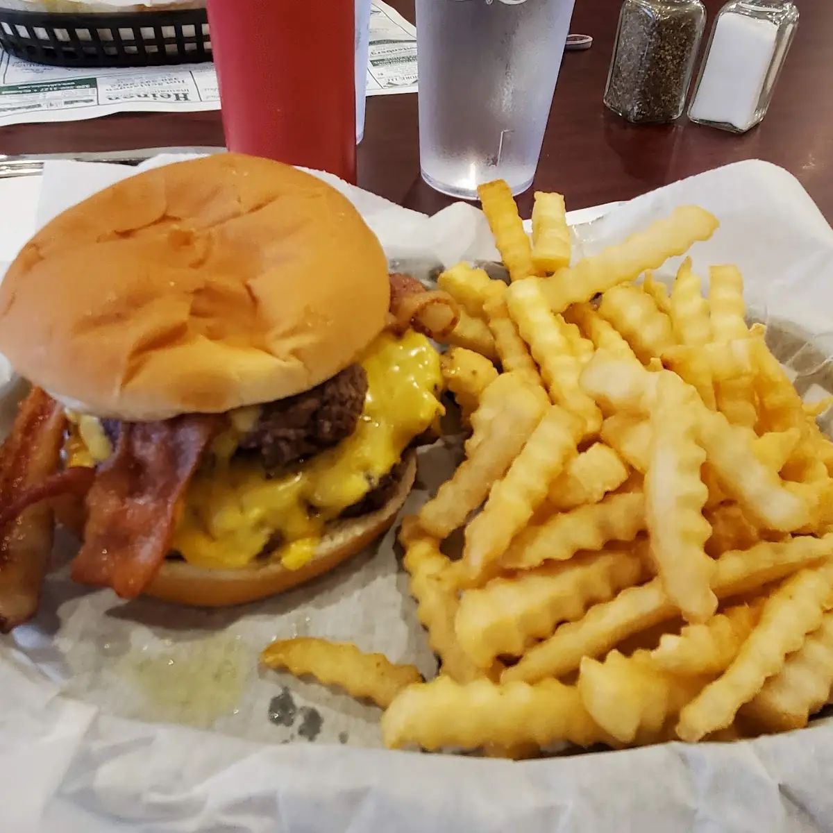 10 Oz Double Bacon Cheeseburger
