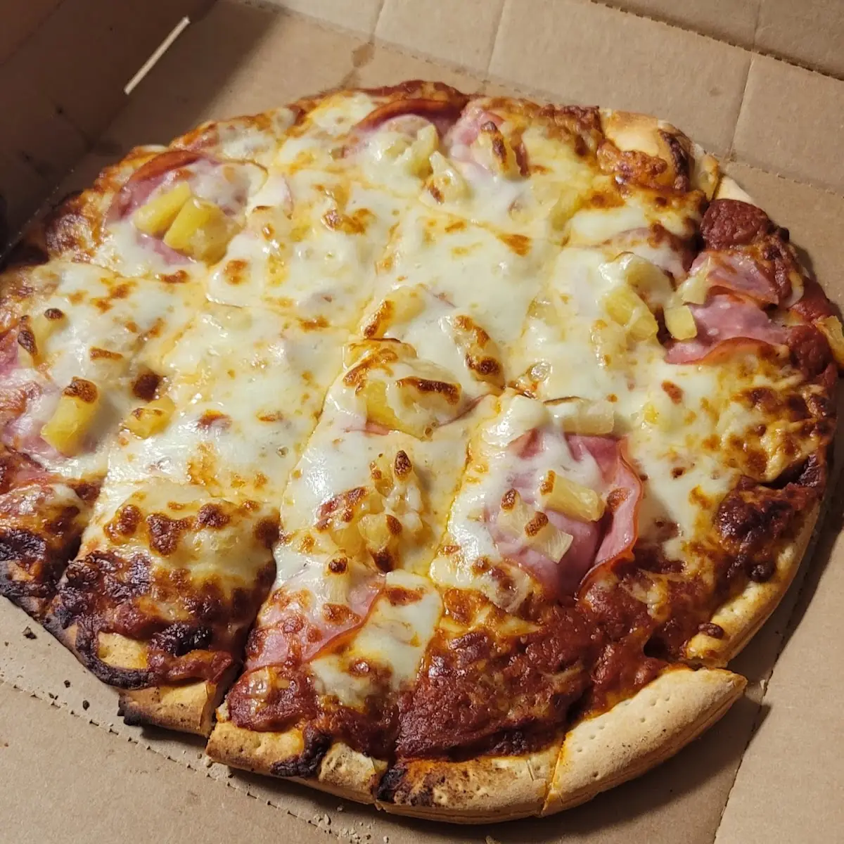 Pineapple and Ham Pizza