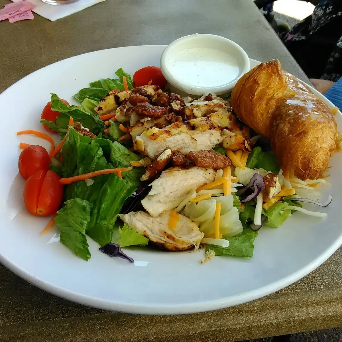 Grilled Chicken Pecan Salad