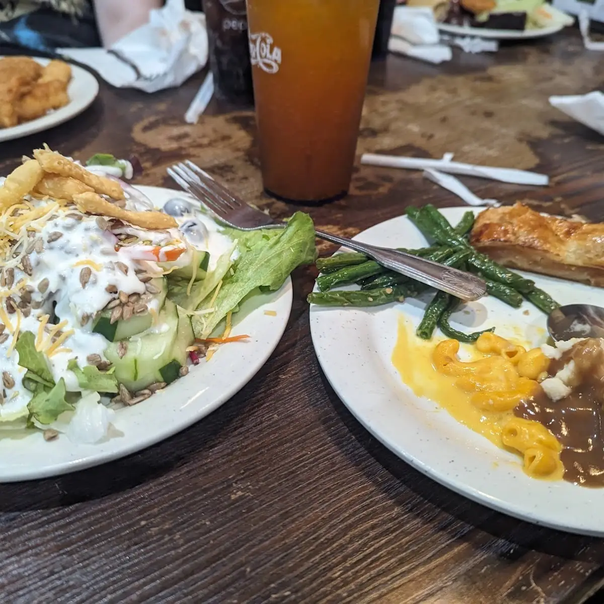 Buffet Giant Salad Max N Cheese Rhe Beat Apple Pie Etc
