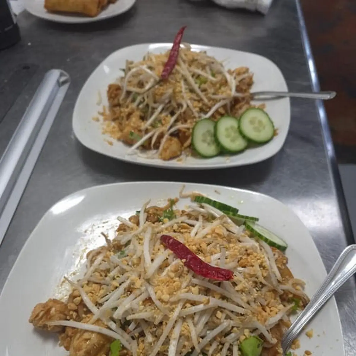 Chicken Pad Thai with Vegetables