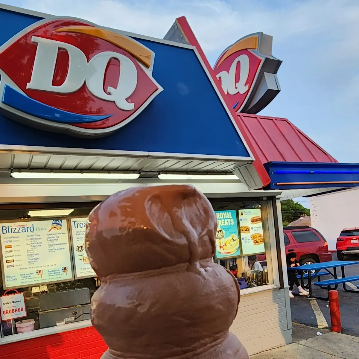 Chocolate Ice Cream Cone -L