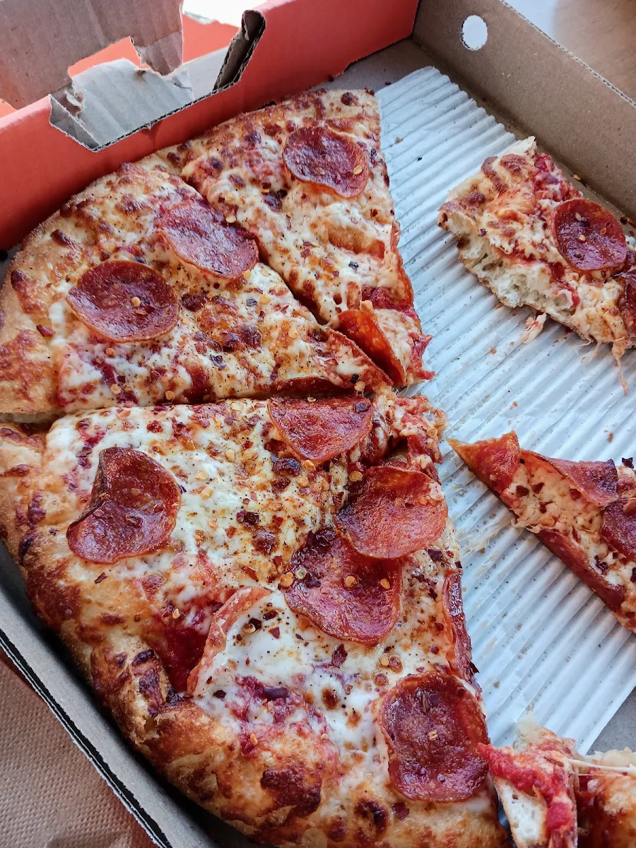 Pizza Fromage Pepperoni Et Chilli, Pizza Pizza