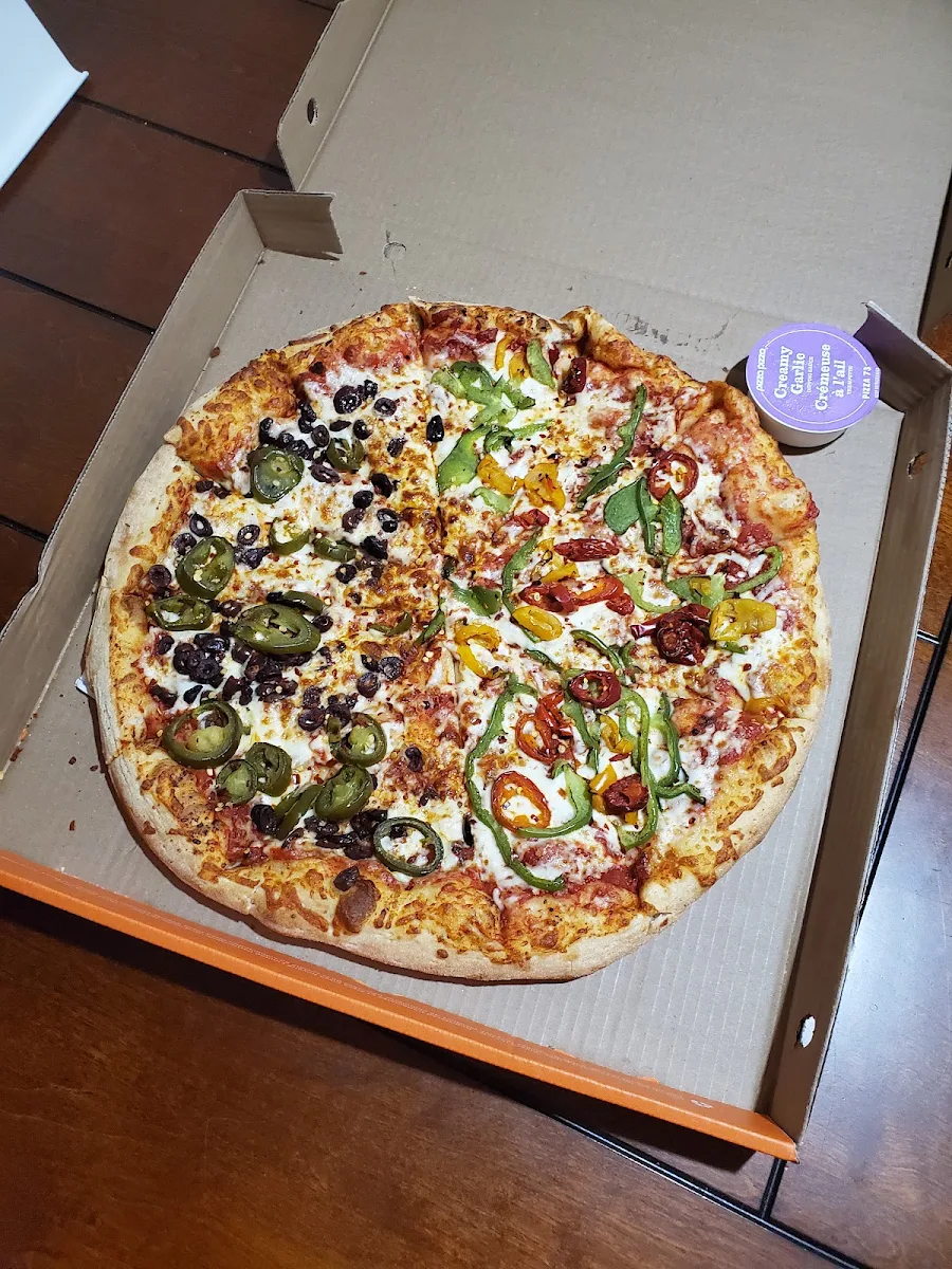 Vegetarian Pizza, Pizza Pizza