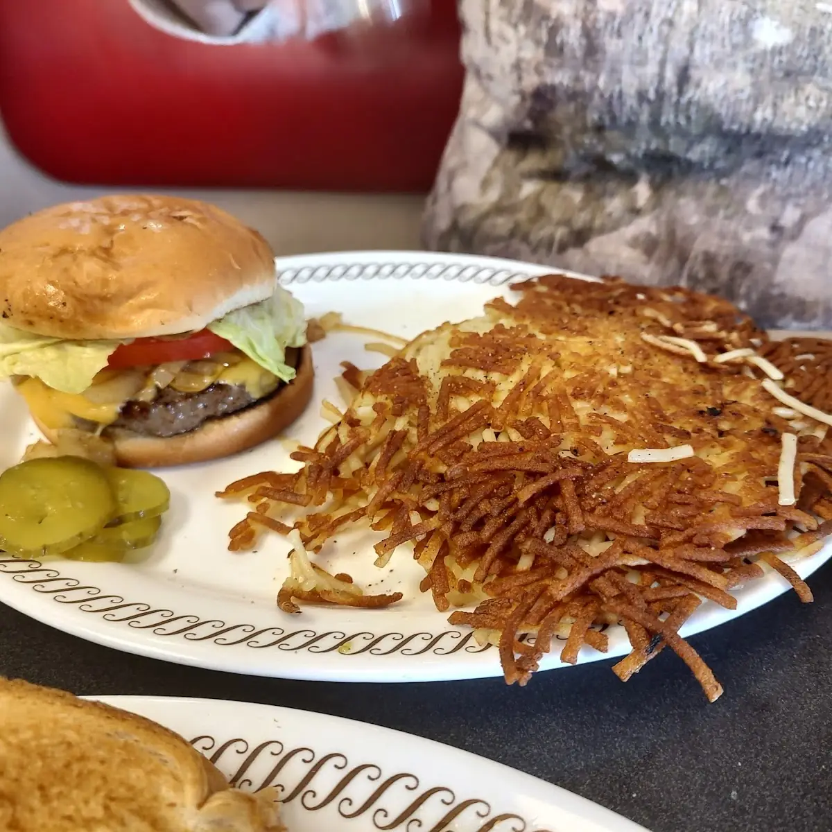 Cheeseburger with Hash Browns