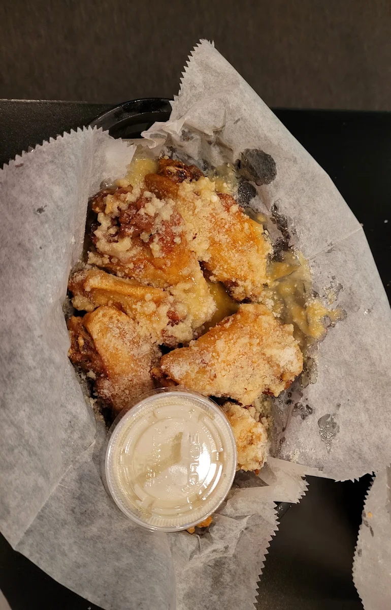 Garlic Parm Wings