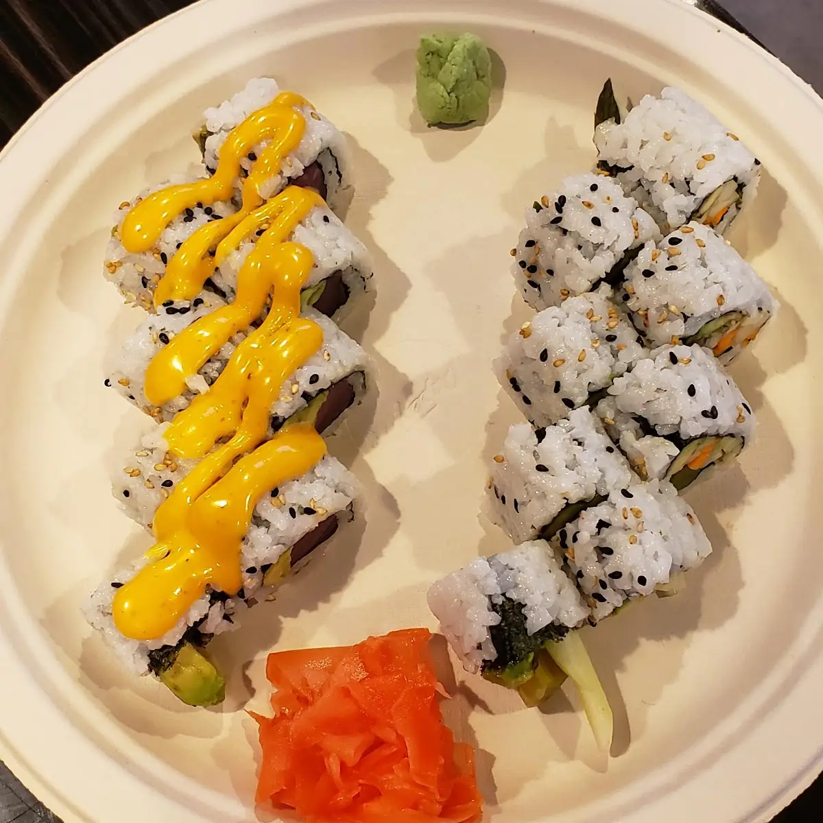 Left Spicy Tuna Roll