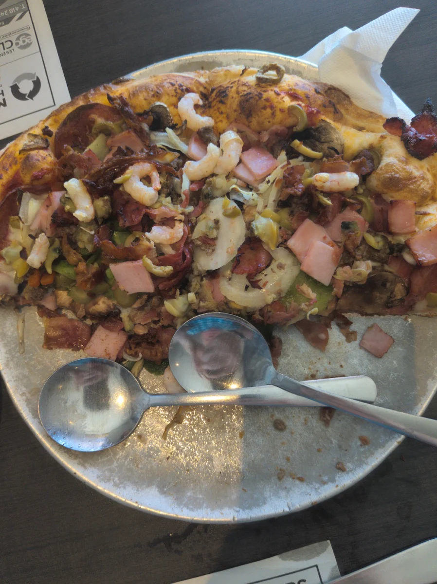 Riva Pizza, Restaurant à la rive