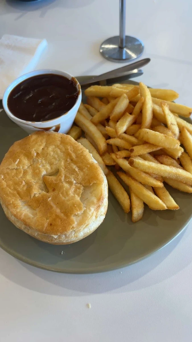 Pie Chips and Gravy, St Peters Bakehouse and Coffee Shop Elizabeth