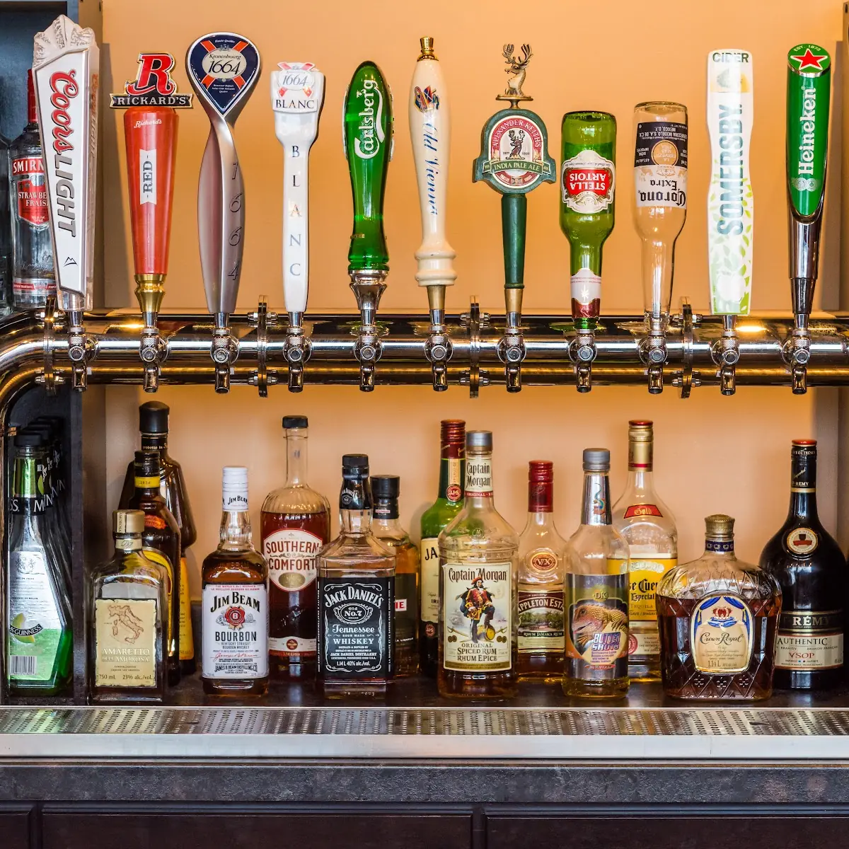 Rotating Craft Beer Taps, Joe Schmoe's Eats N Drinks