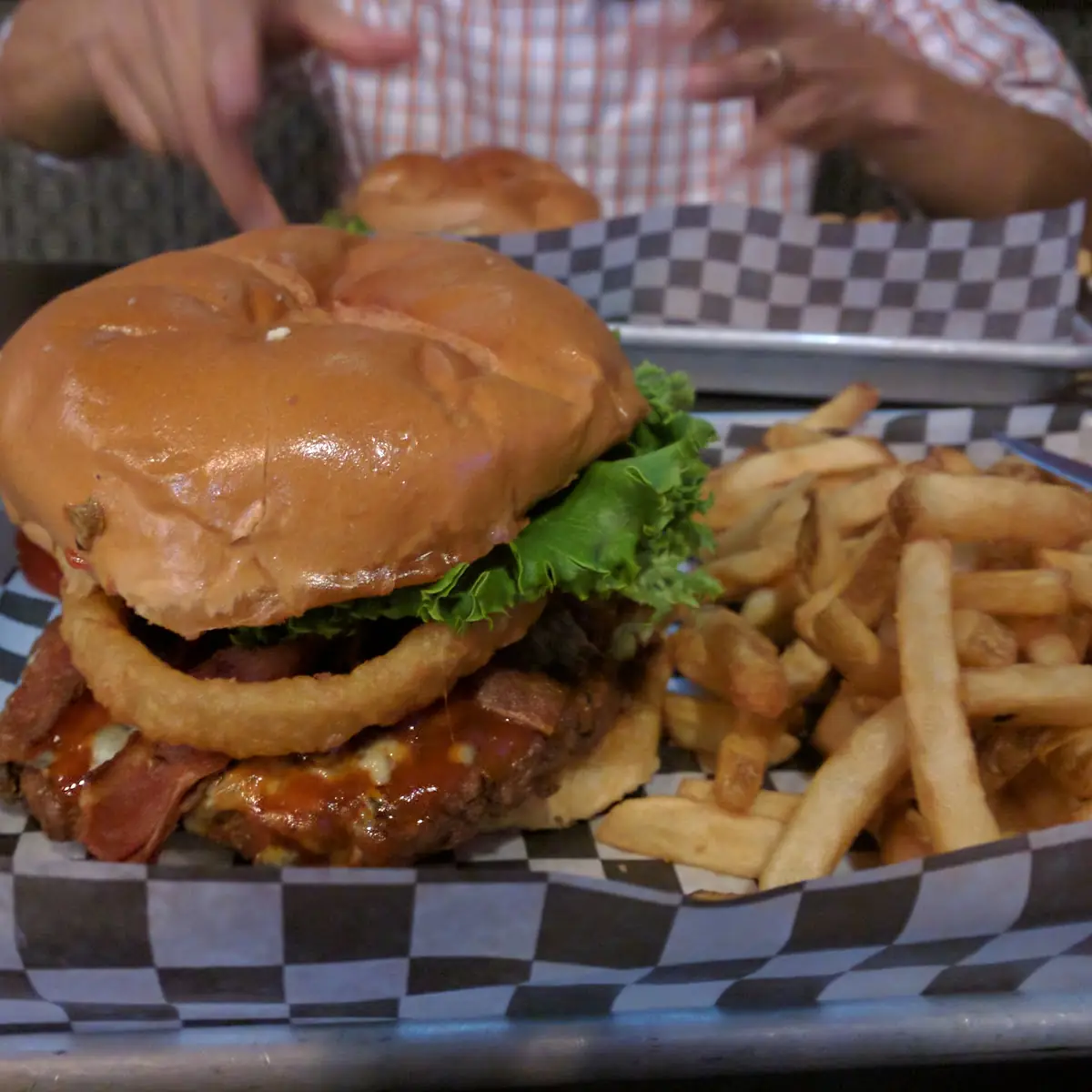 The Challenge Burger, Joe Schmoe's Eats N Drinks