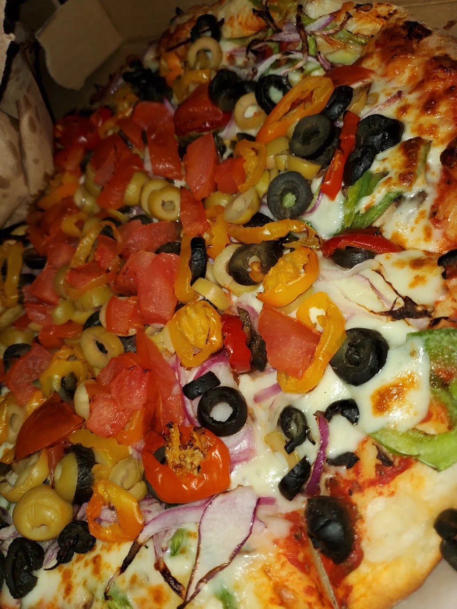 Highlights, Pizza Miss Calgary - Pizza 2 pour 1