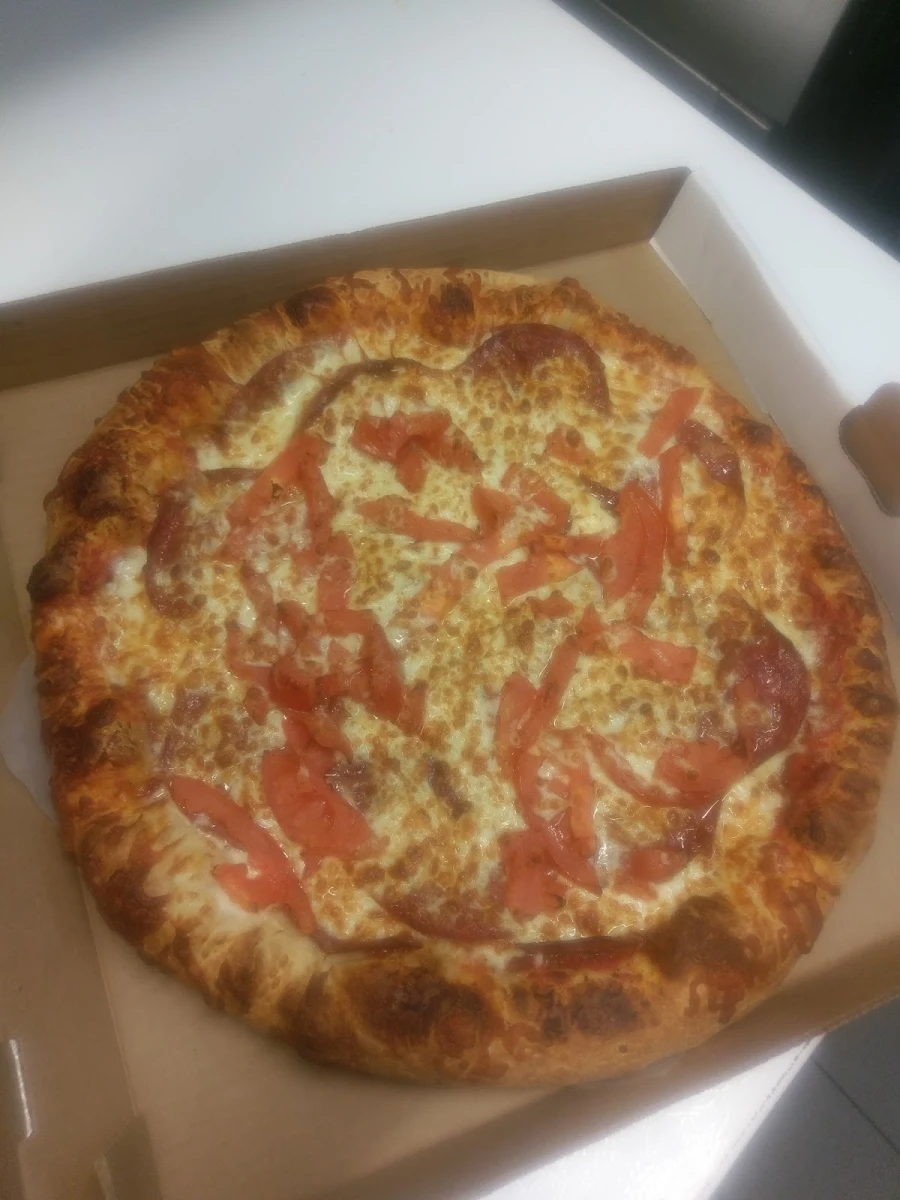 Highlights, Pizza Miss Calgary - Pizza 2 pour 1