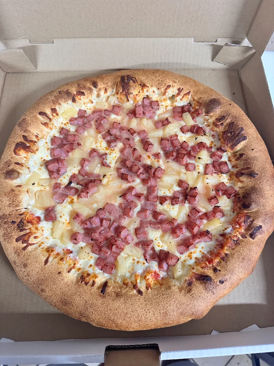 Highlights, Pizza Miss Calgary - Pizza 2 pour 1