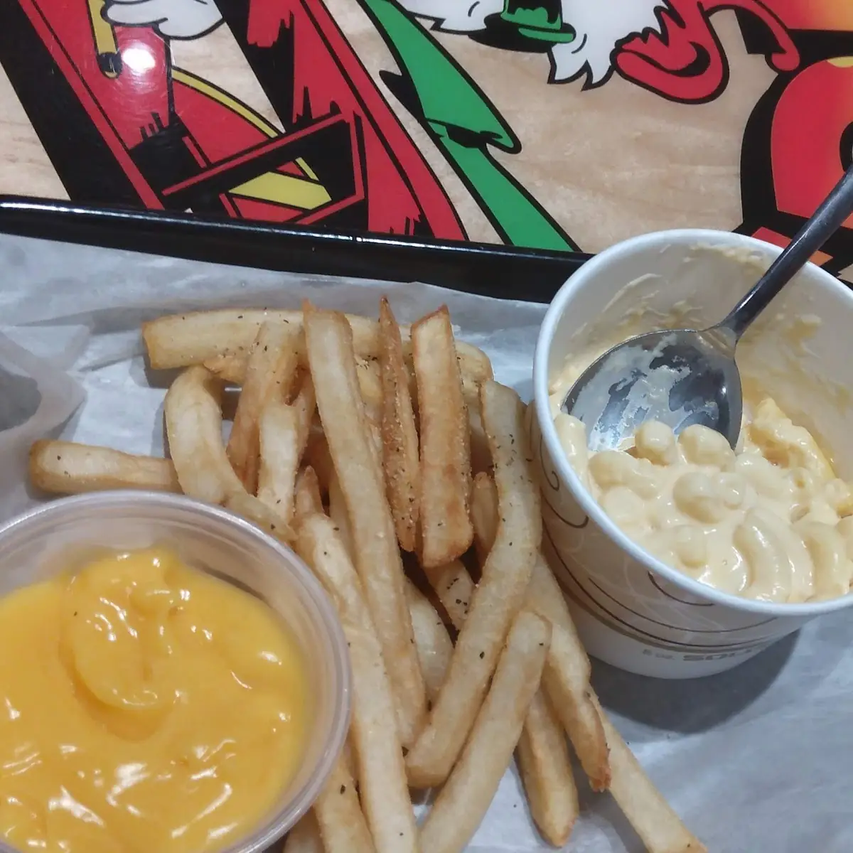 Mac & Cheese w Fries