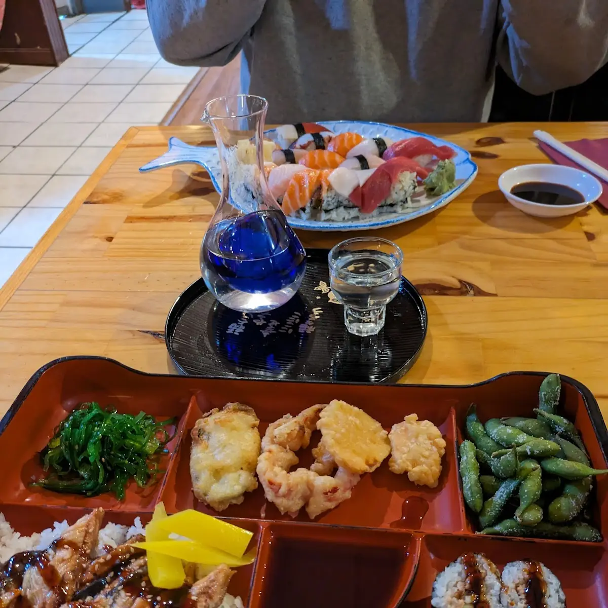 Yama Bento Box