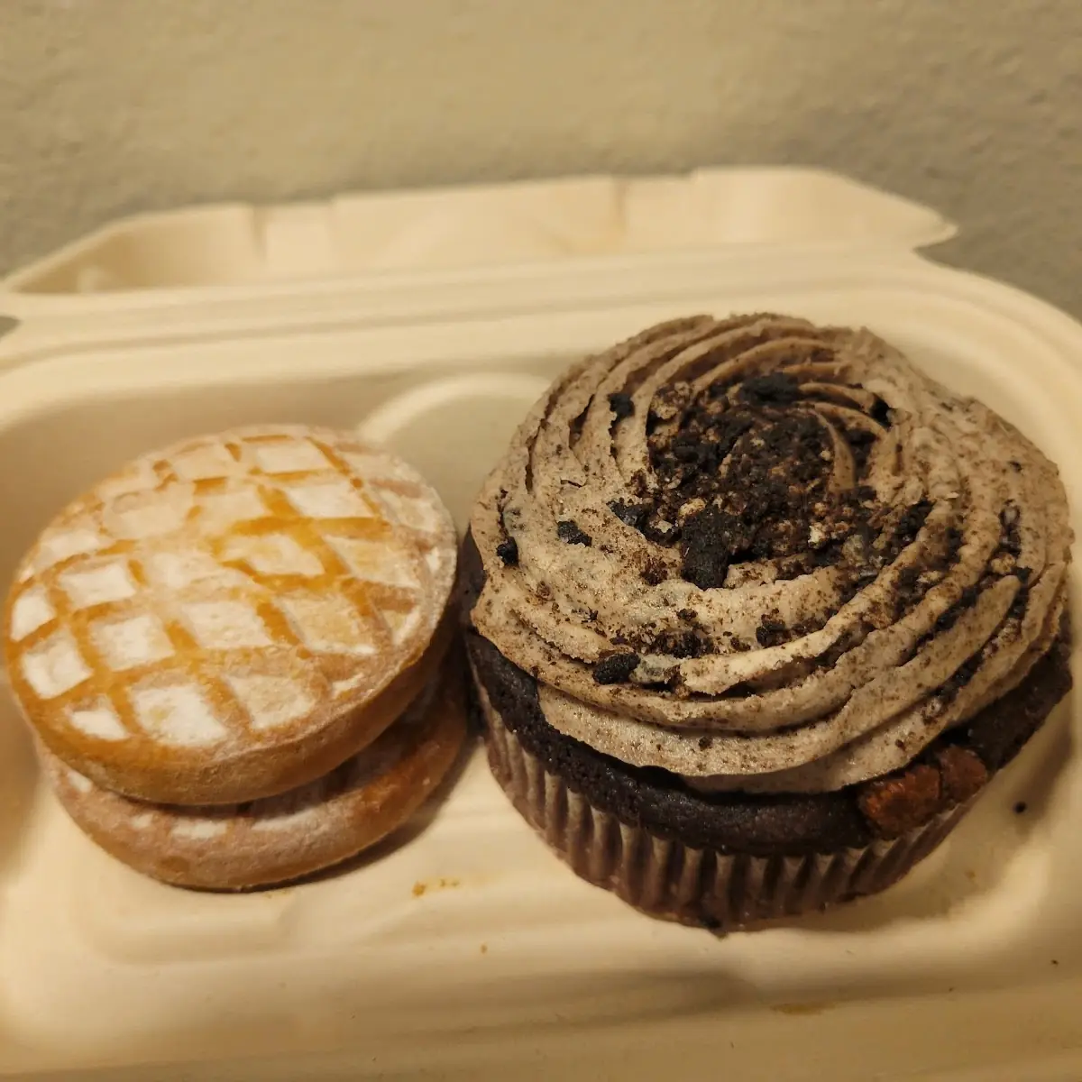 Chocolate Cupcake