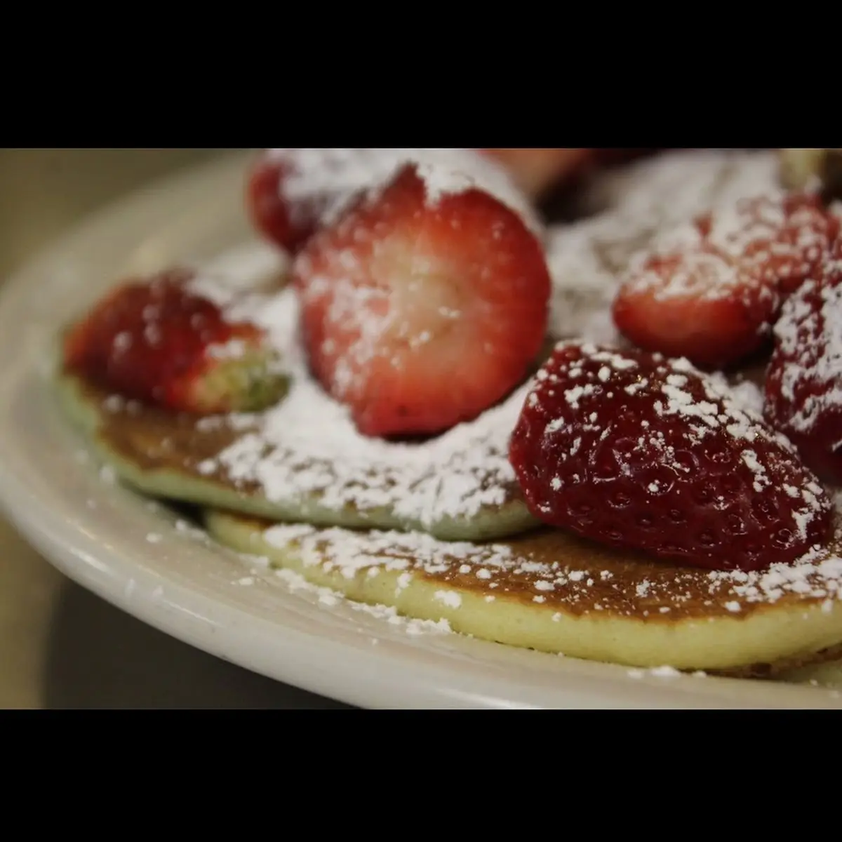 Le Petit Dollar Pancakes