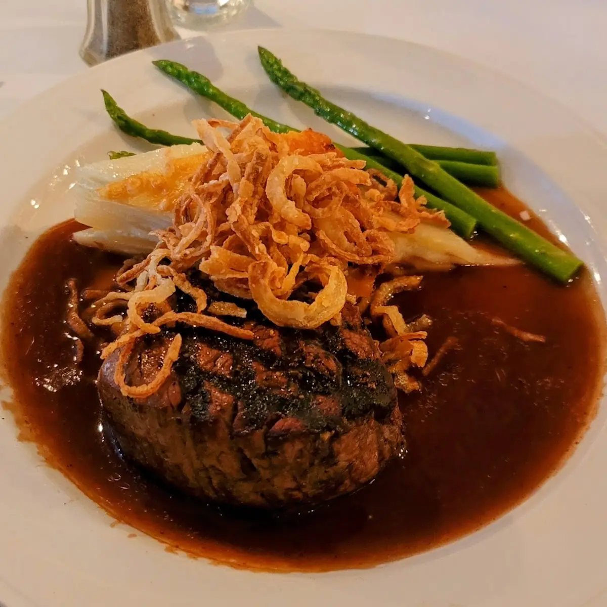Filet Mignon with Broccolini