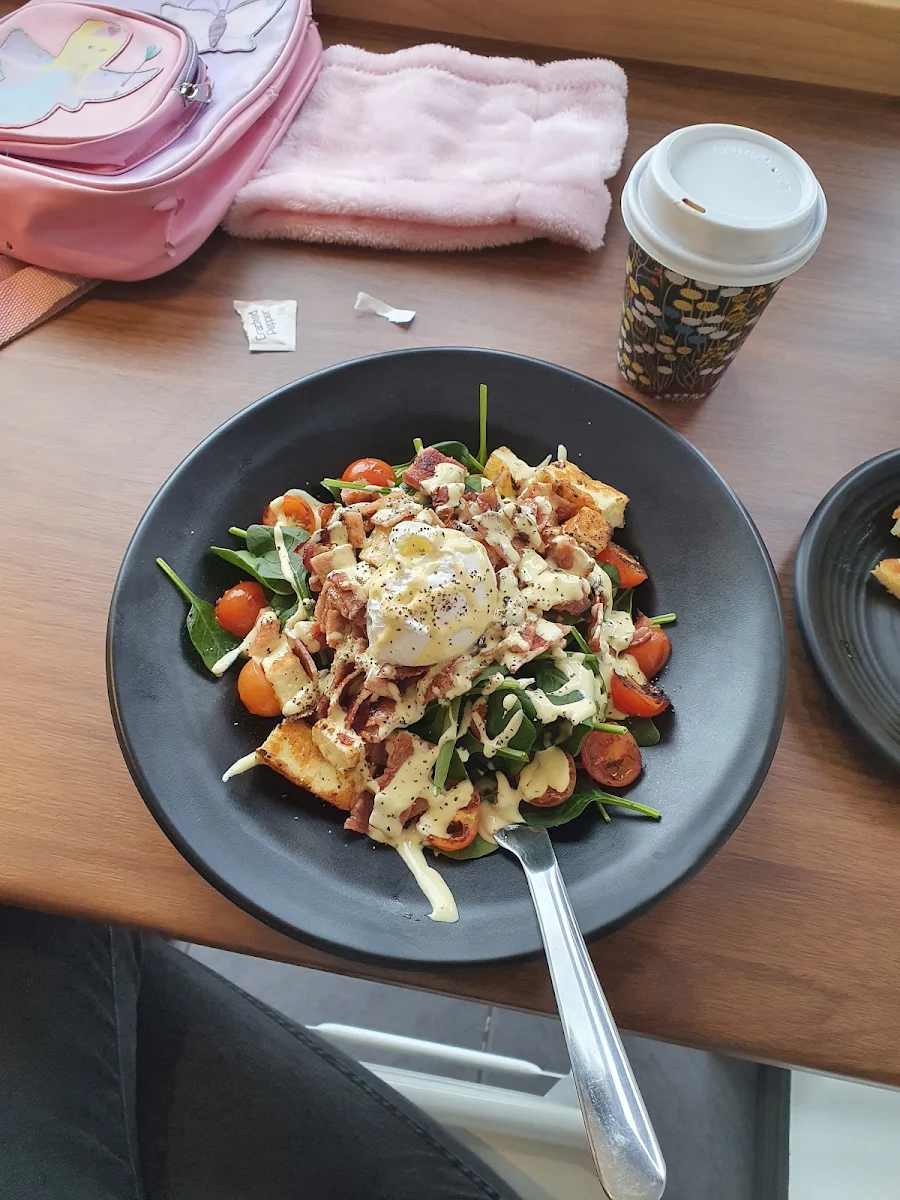 Highlights, Burra Beach Eats