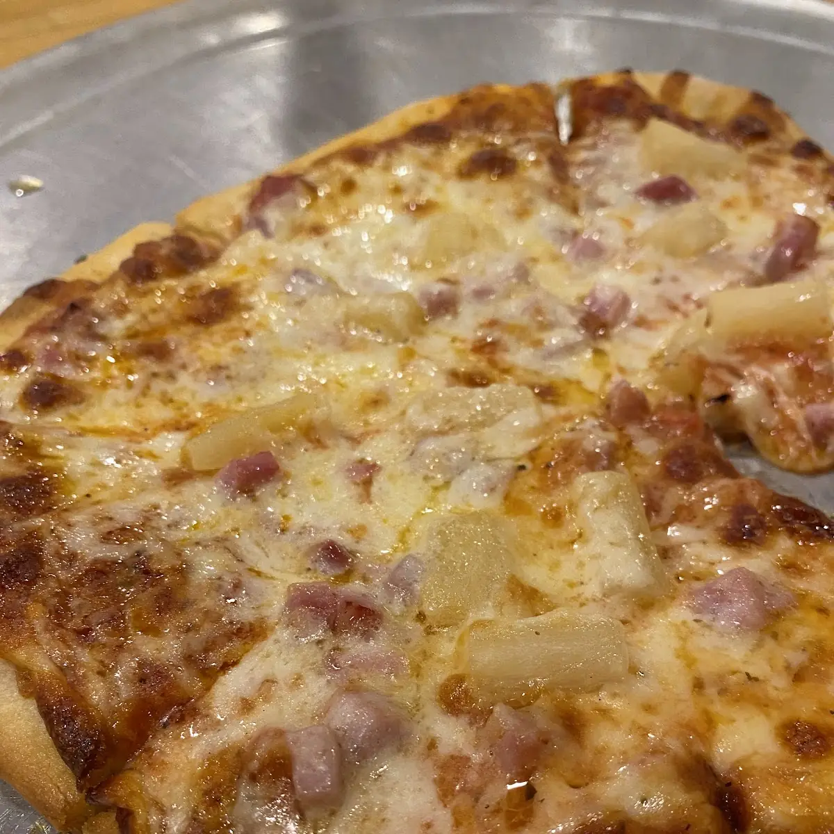 Hawaiian Pizza