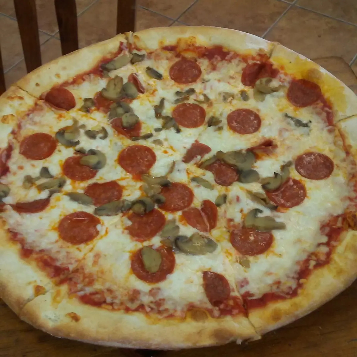Peperoni Mushroom Pizza
