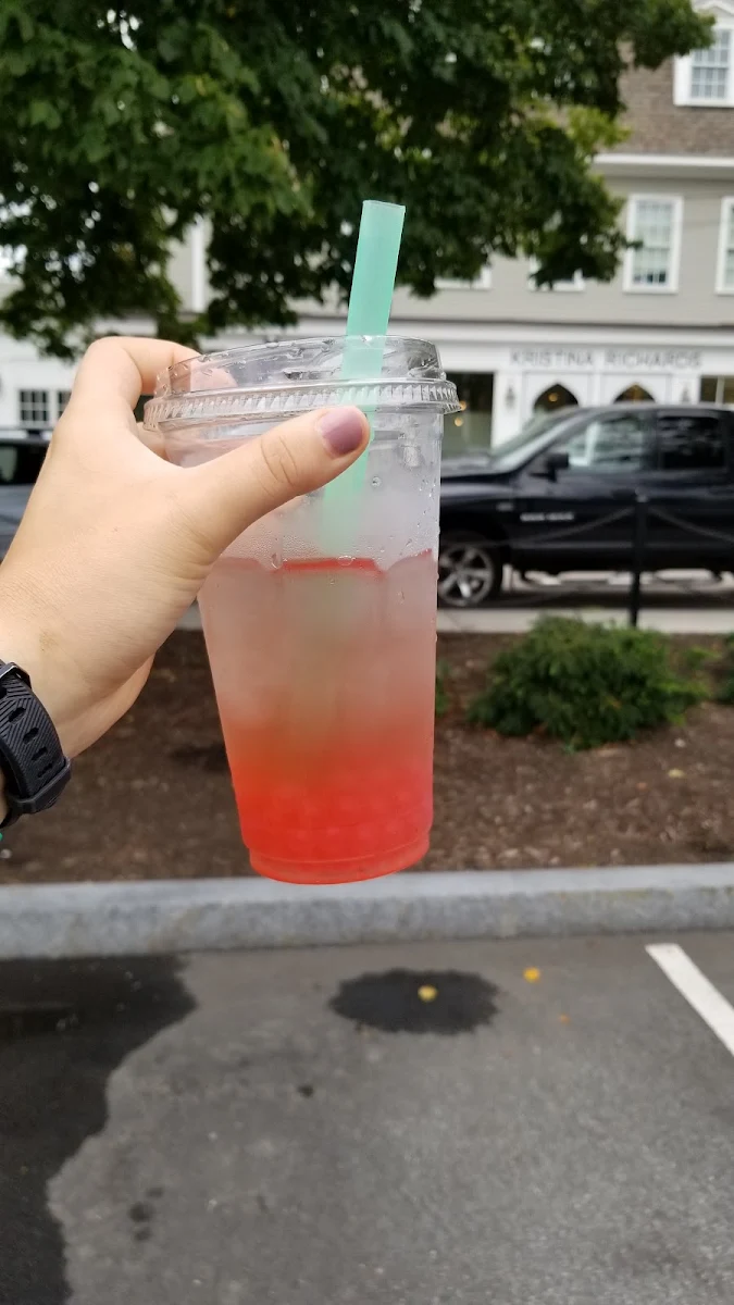 Green Tea with Raspberry Bubbles