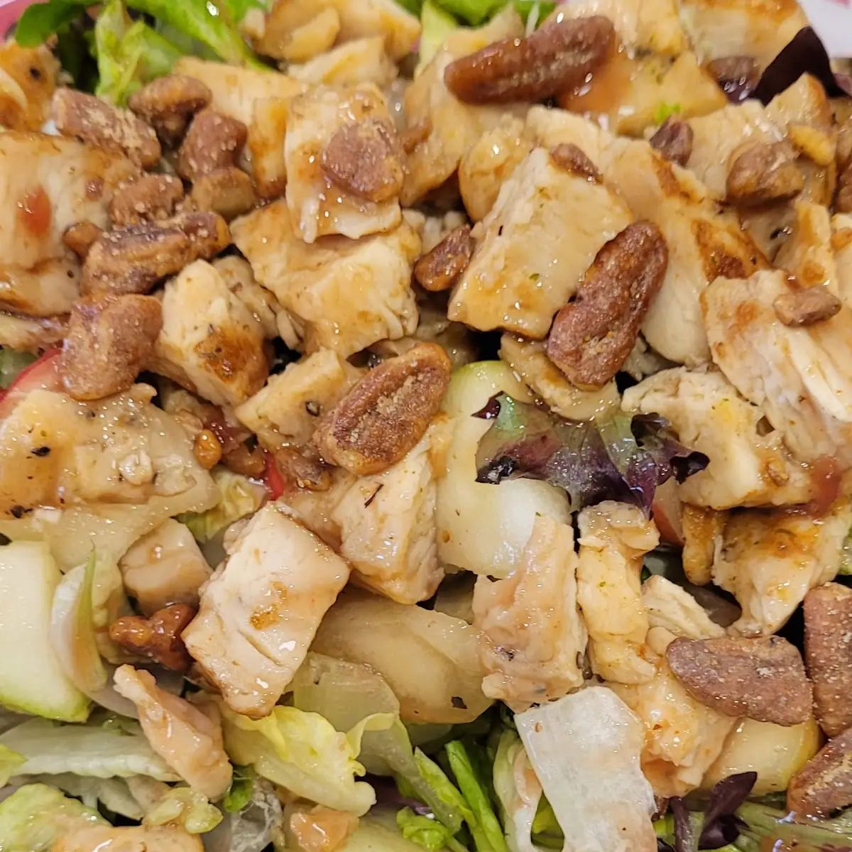 Apple Pecan Salad