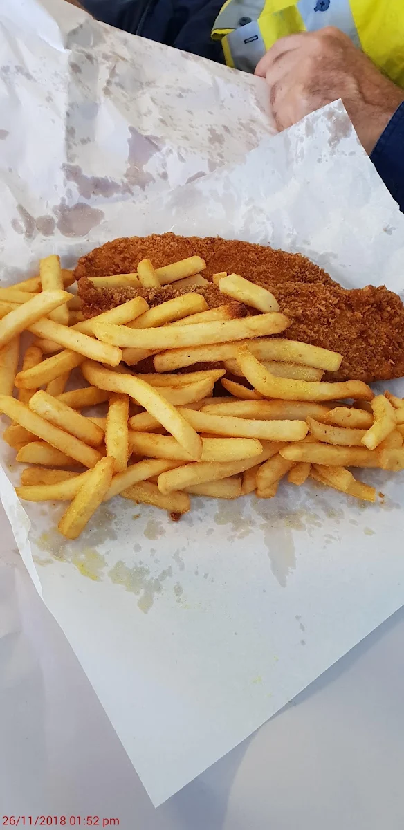 Highlights, Sue's Seafood & Takeaway