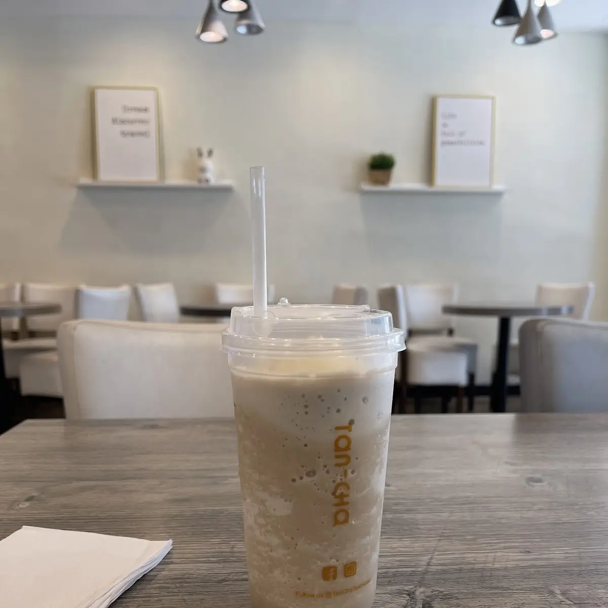 Cocoa with Cheese Foam & Oreo