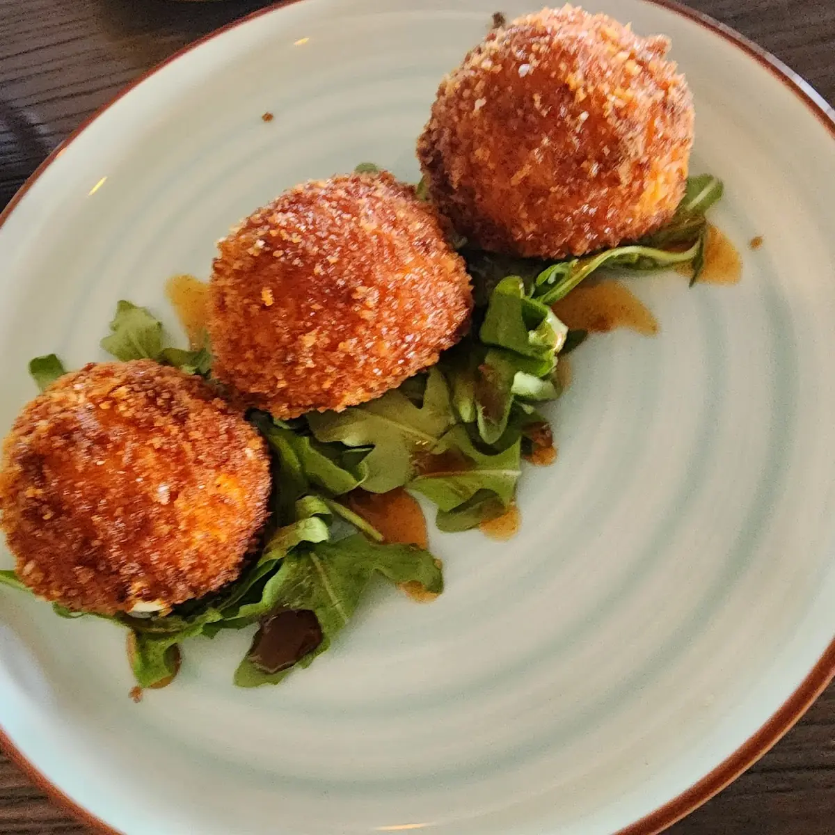 Harbor Crab Cake Bened