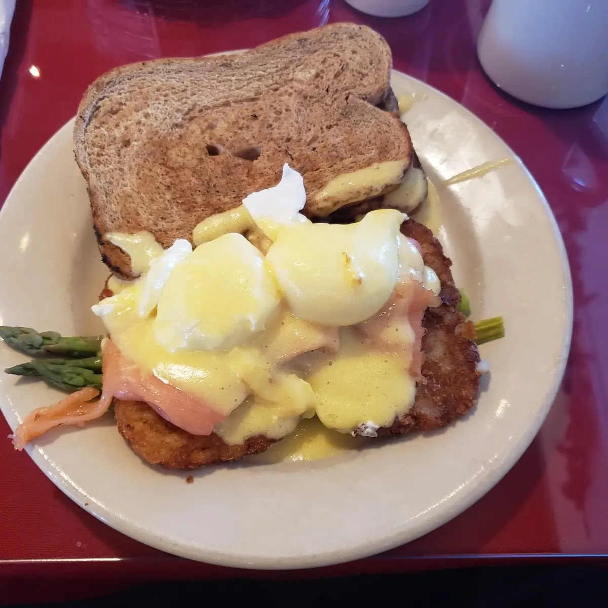 Smoked Salmon Eggs Benedict
