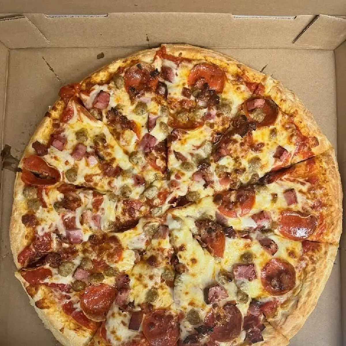 Classic Pepperoni Pizza