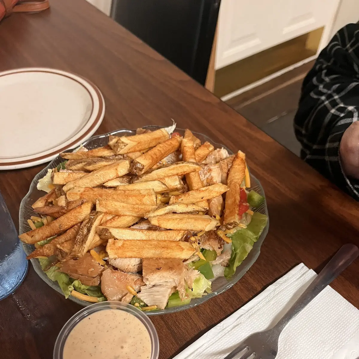 Grilled Chicken Salad w Fries