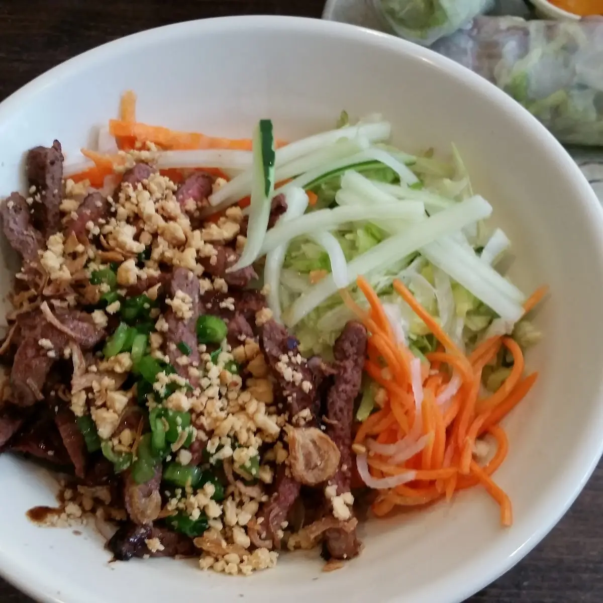 Bun with Sliced Pork
