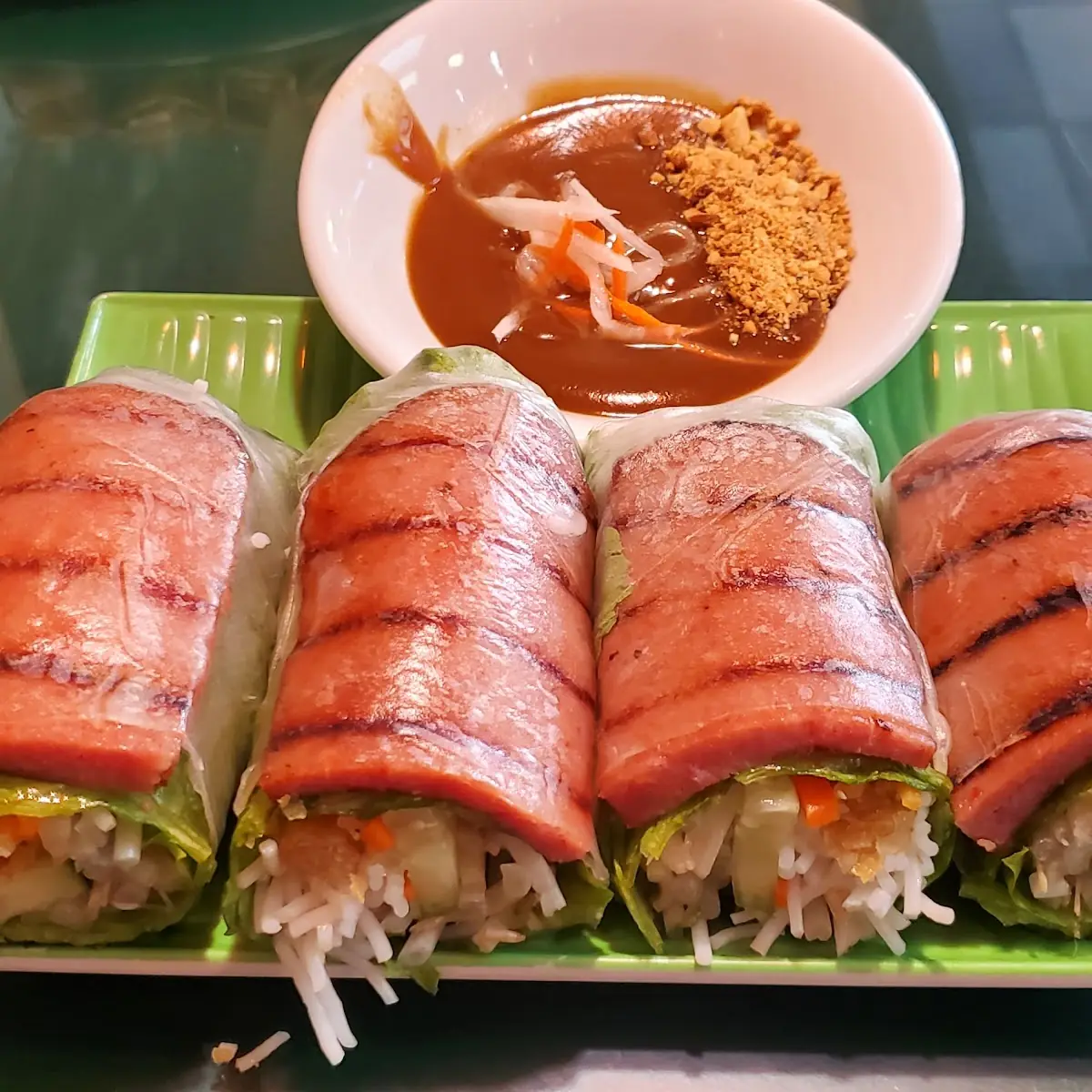 Nem Nướng Cuốn
