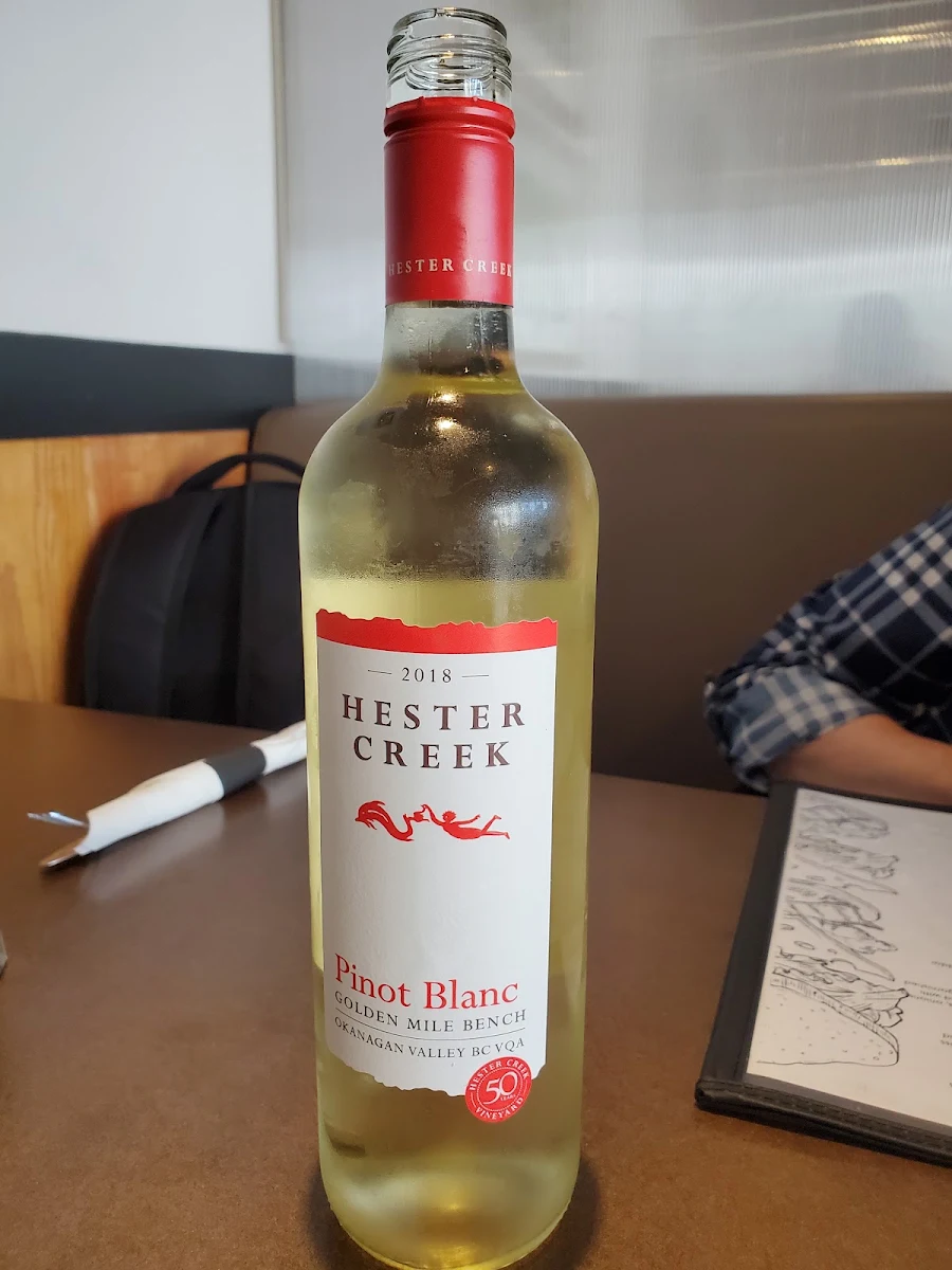 Pinot Blanc, D.I. Restaurant & Lounge