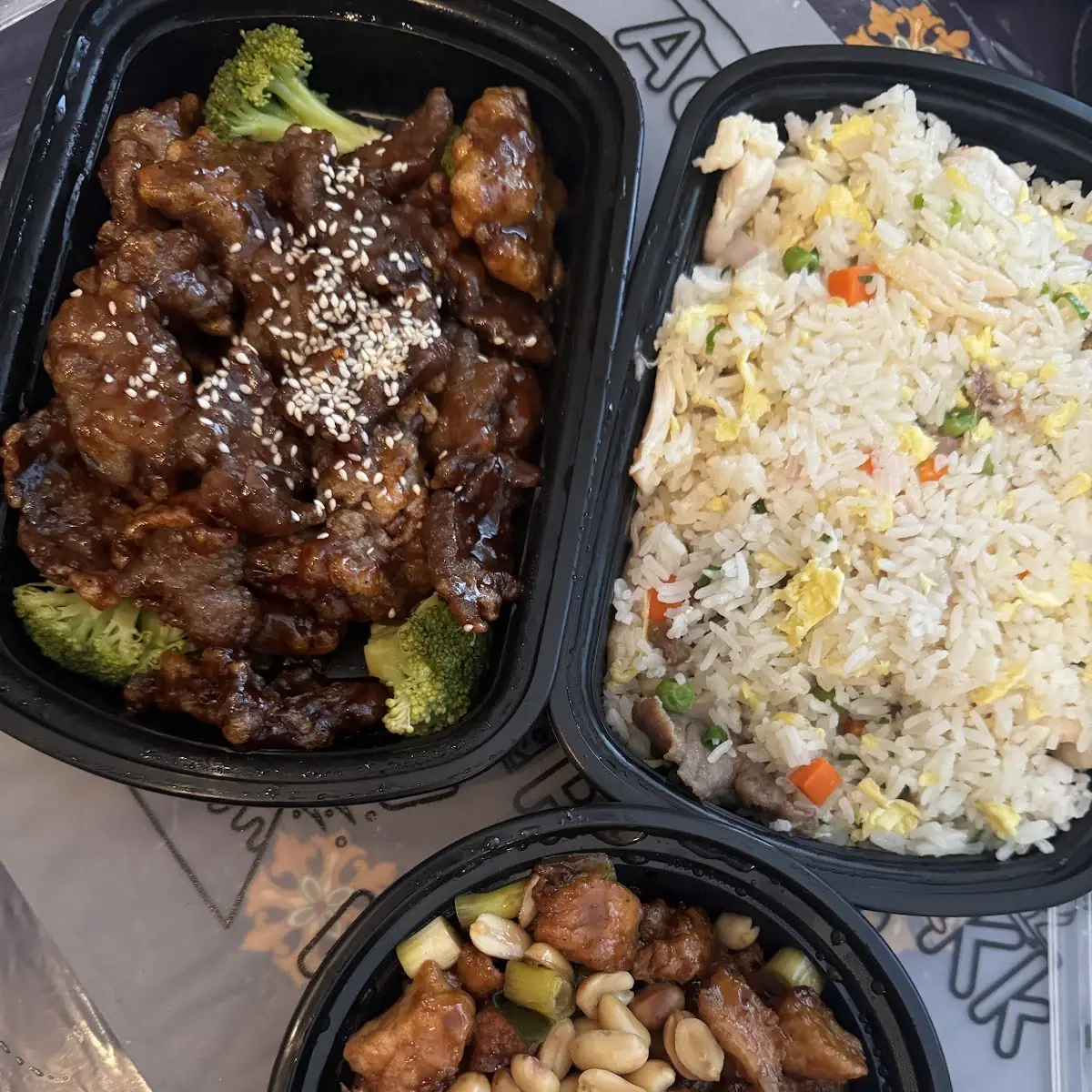 Half Tray Kong Pao Chicken w Peanut