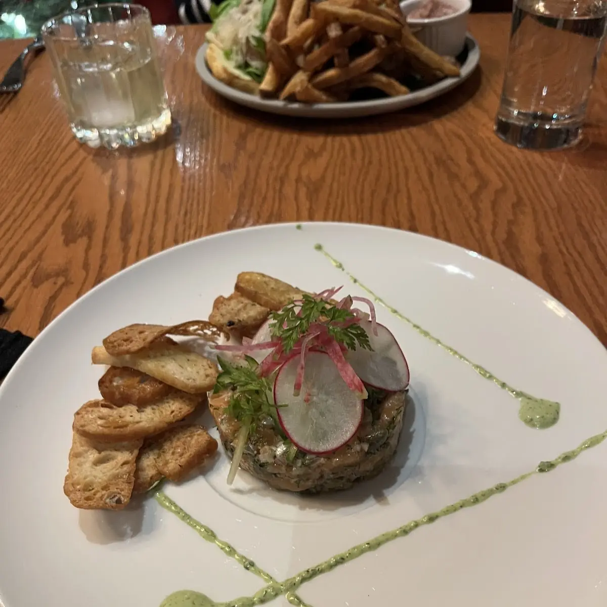 Salmon Tartare, Bistro Le Cove